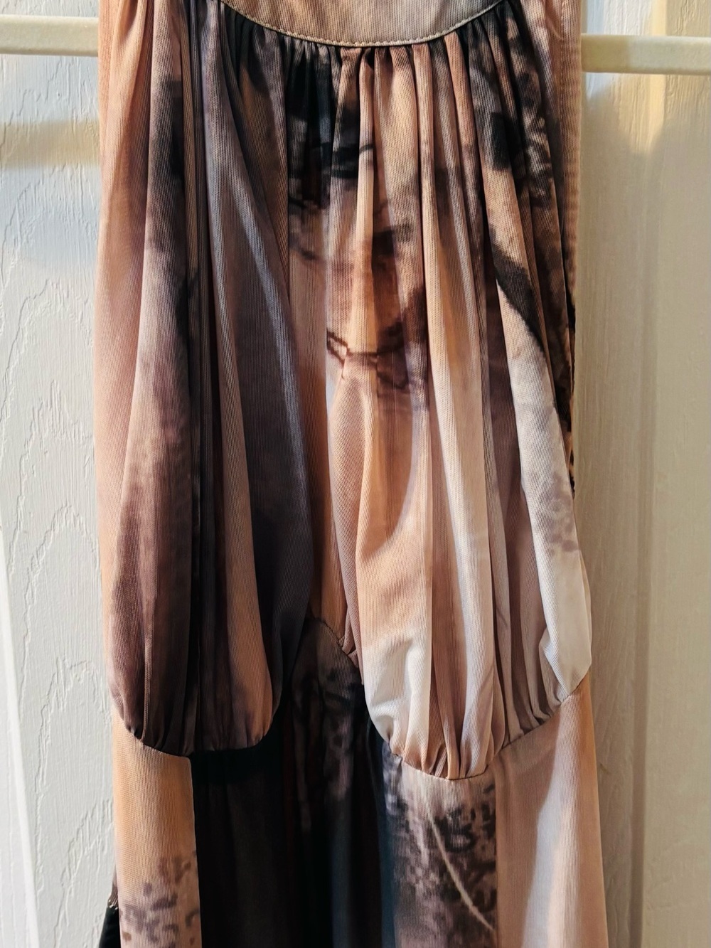 Anthropologie Halter Maxi Dress in Blush and Gray Abstract Print - Picture 5 of 8